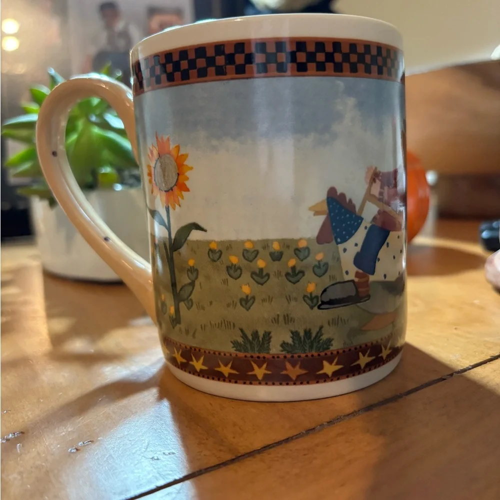 WW7006 Williraye Girl on Chicken Mug - Picture 6 of 6